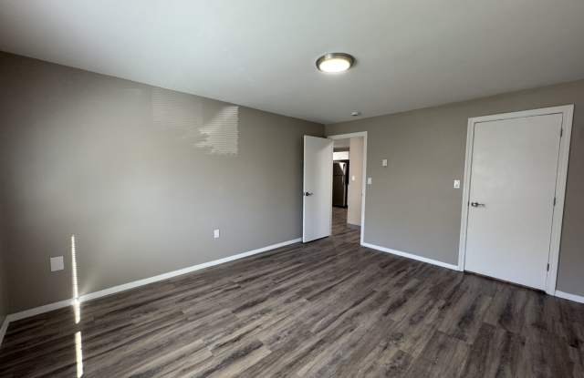 Milford Trails Apartments and Storage Gallery 4