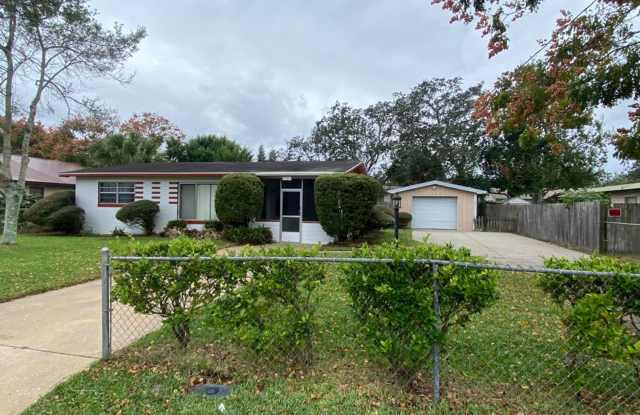 2/1 plus bonus room in Holly Hill photos photos