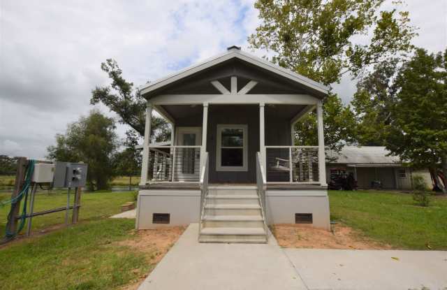 2B/2B Home on Calcasieu River in Private Gated Subdivision photos photos