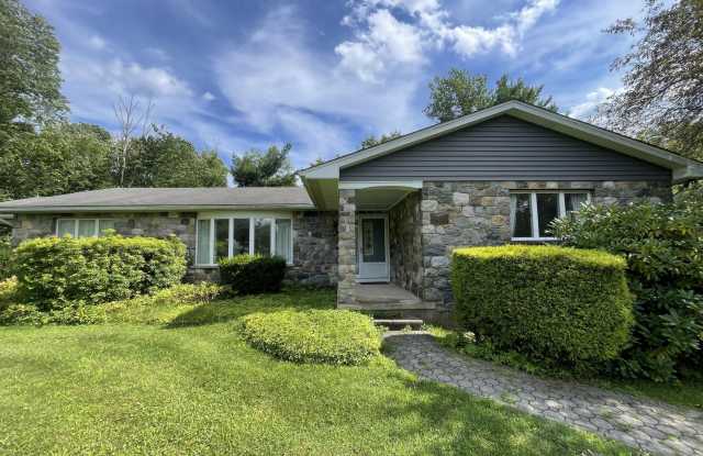 5130 Mountain View Drive Gallery 4