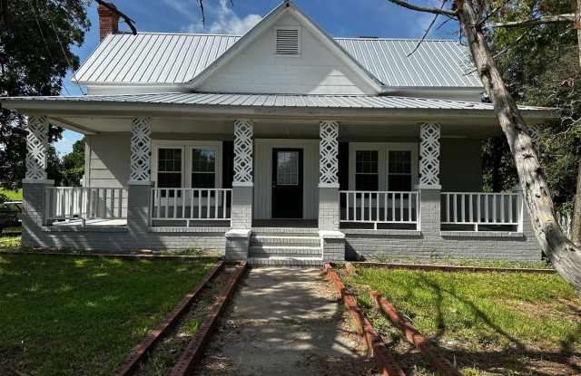 213 E Main St photos photos 213 E Main St photos photos