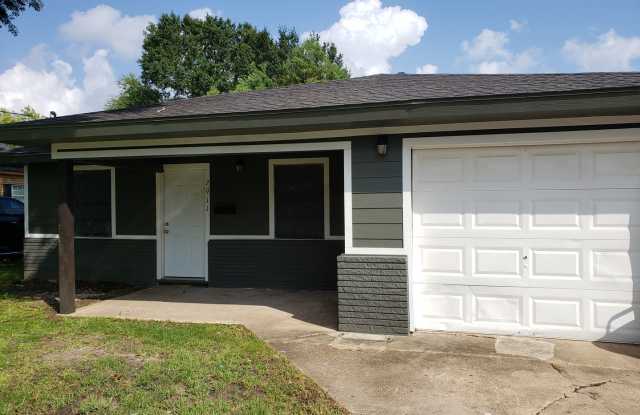 NISD Home - 2911 Avenue G, Nederland, TX 77627