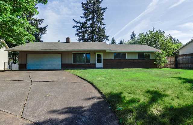 Three Bedroom Ranch with Large Yard! photos photos