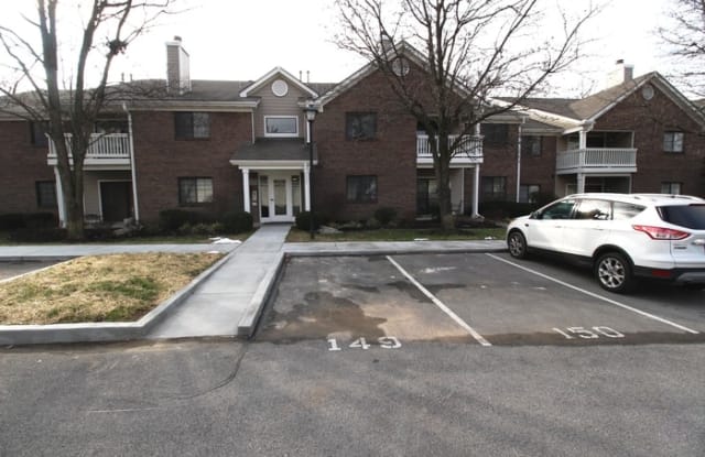 400 Ethridge Avenue - 400 Ethridge Avenue, Douglass Hills, KY 40223