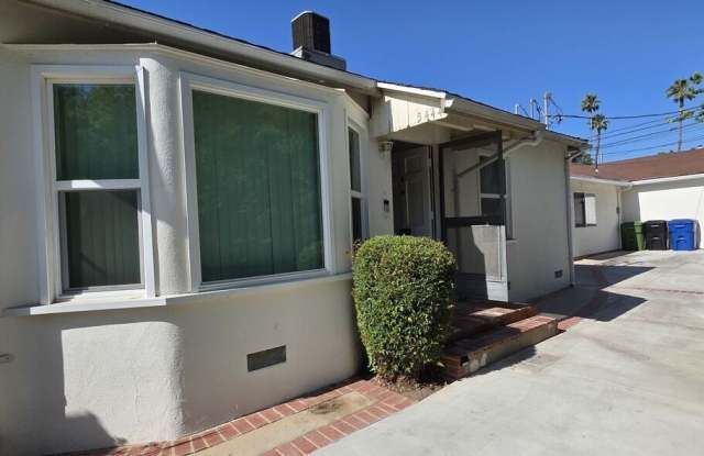 5444 Hermitage Ave photos photos