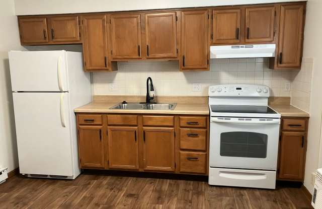 Spacious 2-Bedroom Living in a Quiet Community! photos photos