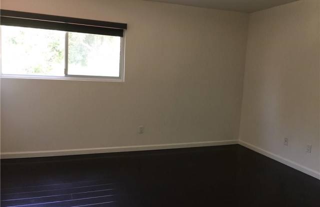1435 W San Bernardino Road Gallery 4