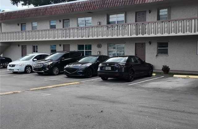 3777 NW 78th Ave photos photos