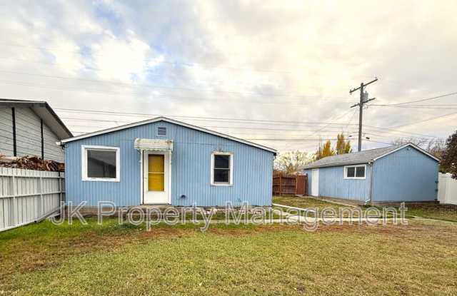 3908 3rd Ave S - 3908 3rd Avenue South, Great Falls, MT 59405