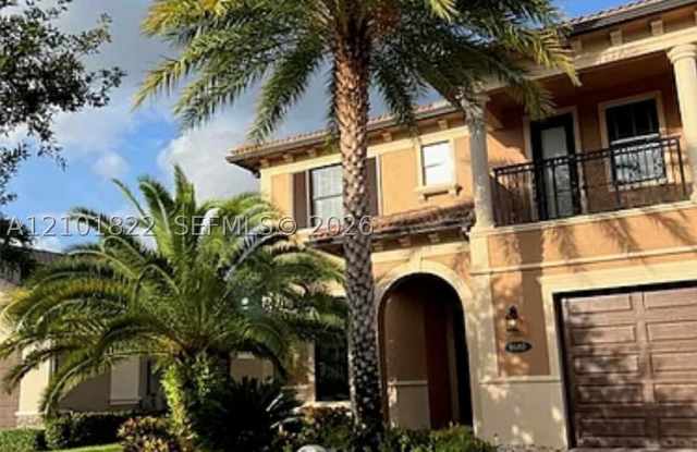 8680 Watercrest Cir W Gallery 2