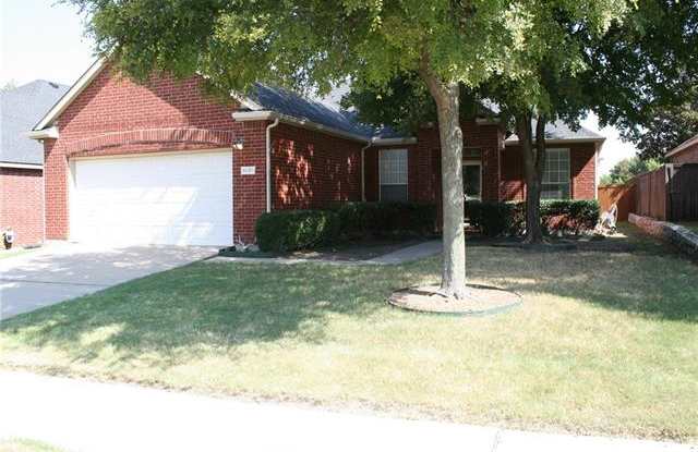 6608 Courtyards Drive Gallery 2