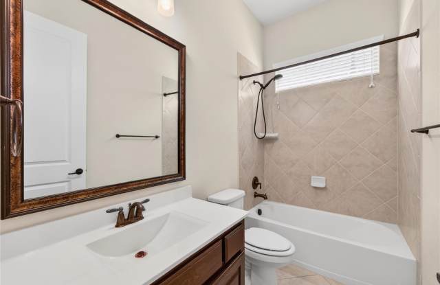 5629 Grove Cove Drive Gallery 4