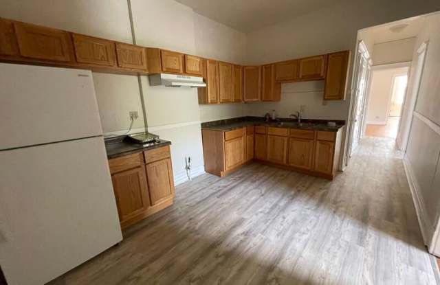 4424 W. Armitage 2W Gallery 1