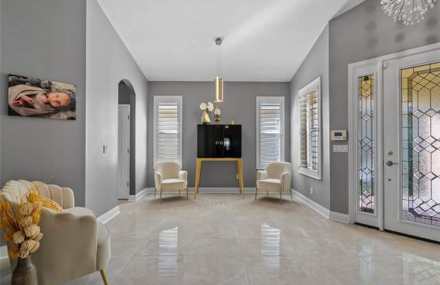 10602 ROCHESTER Way Gallery 4