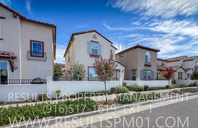 Lovely 3 Bedroom West Roseville Home Gallery 3