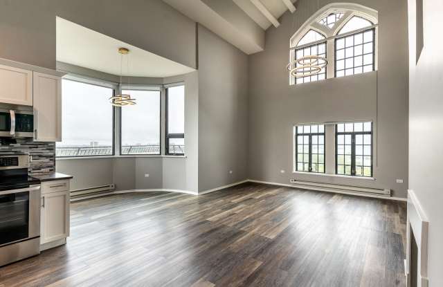 Park Heights by the Lake Apartments Gallery 2