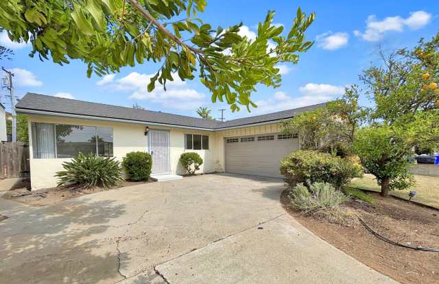 Stunning 3BD/1.5BA House in Clairemont Mesa W/ Central A/C, Covered Patio,  Large Backyard! photos photos