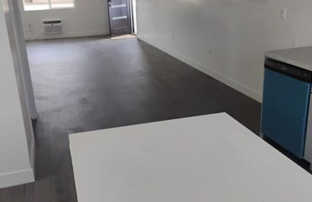 13757 VANOWEN St Gallery 3