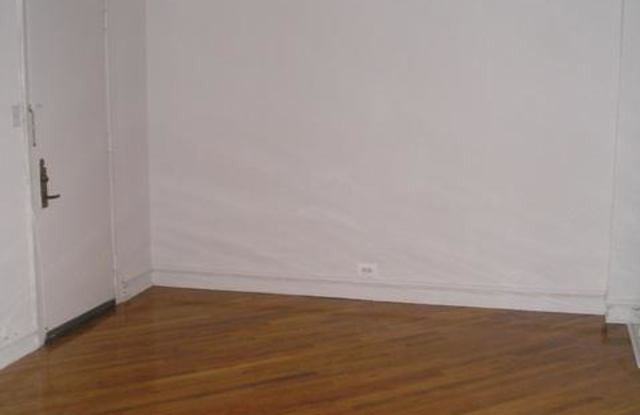 1936 North Clark St. Gallery 3