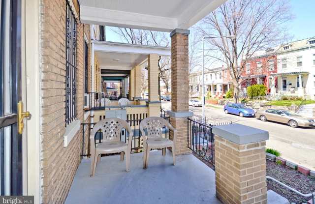 536 IRVING STREET NW Gallery 4
