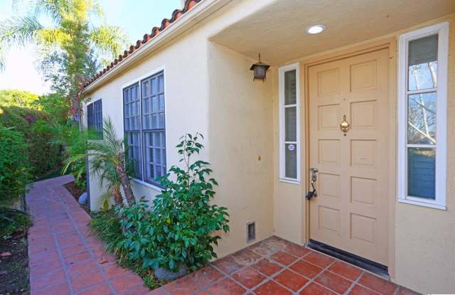4351 Park Arroyo Gallery 2