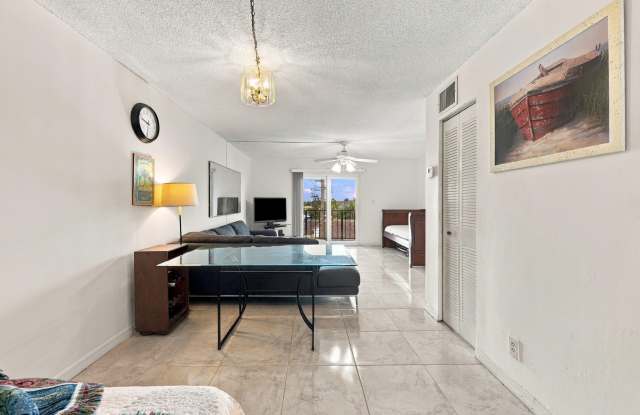 3909 N OCEAN Boulevard Gallery 1