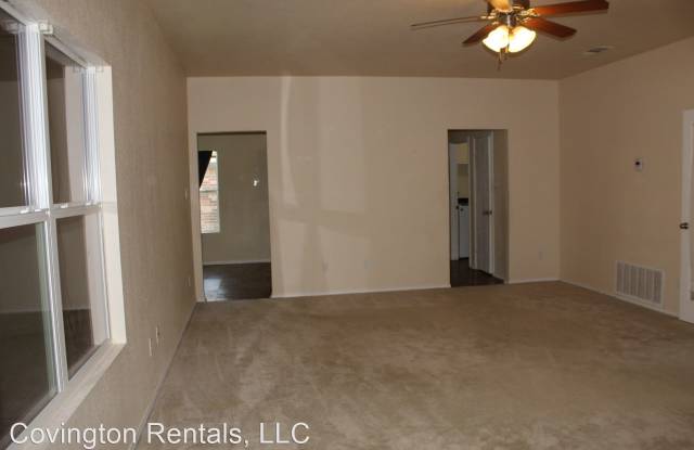 2107 Lincoln Ct Gallery 3