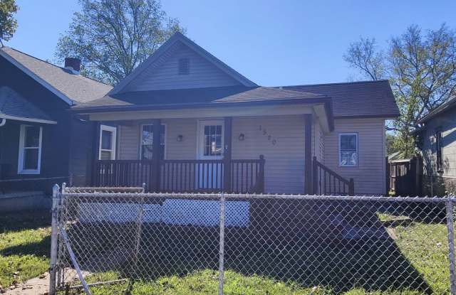 1520 Lawn Ave 2BR/1BA (Middletown) **DEPOSIT PENDING** Email Leasing@bbrents.com to join the waitlist! - 1520 Lawn Avenue, Middletown, OH 45044