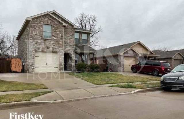664 River Garden Drive - 664 River Garden Drive, Fort Worth, TX 76114