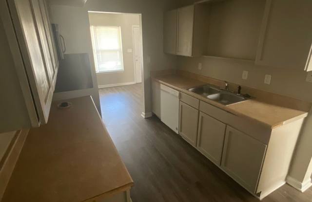 3 Bedroom 1 - 1/2 baths. Appliances Included Gallery 4