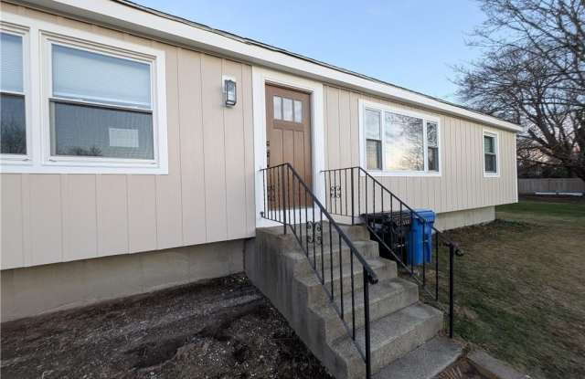 4 Almy Court unit: 1 photos photos