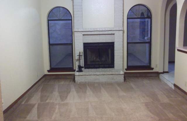 1917 RALPH JANES Place Gallery 3