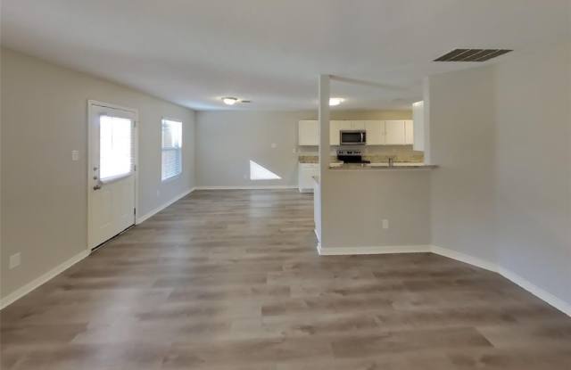 304 Meadow Ridge Drive Gallery 3