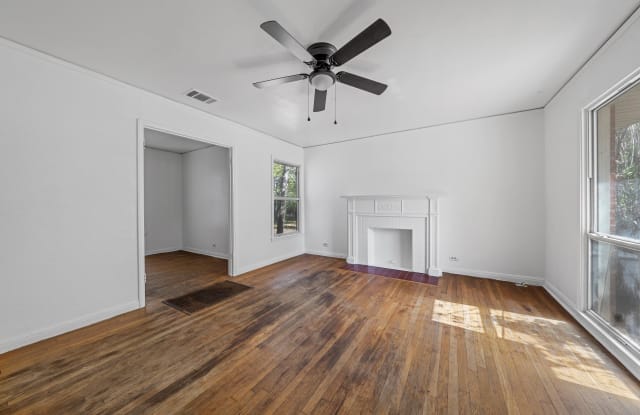 3025 Mitchell Avenue - 3025 Mitchell Avenue, Waco, TX 76708