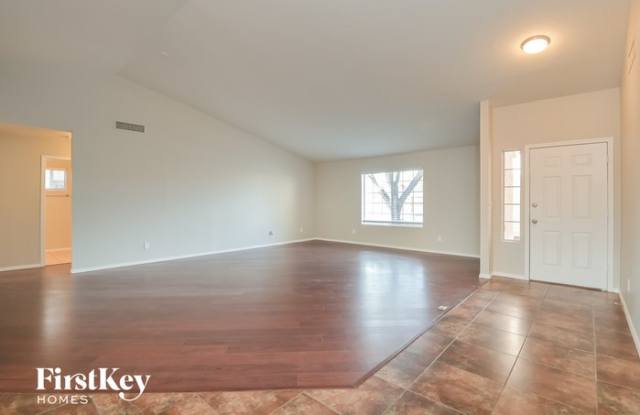 9550 East Caldwell Drive Gallery 2