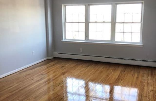 10 Highland St Apt 2H Gallery 2