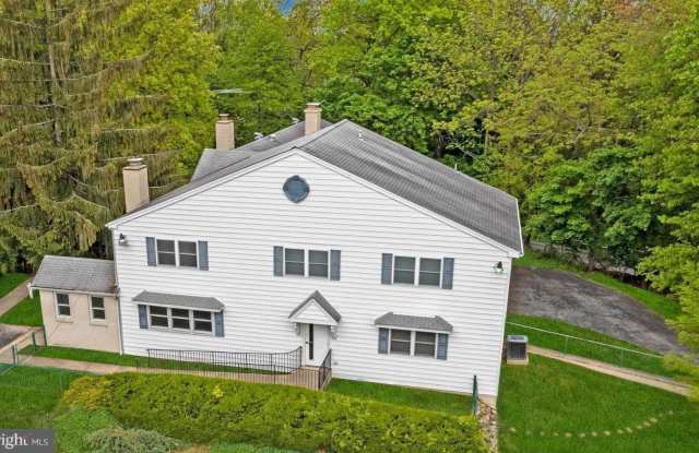529 W UWCHLAN Avenue photos photos
