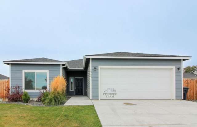 1343 13th St photos photos