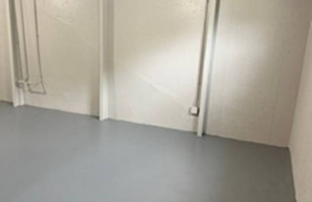 Beautiful Newly Remodeled 3 Bedroom Gladstone Home! Gallery 4