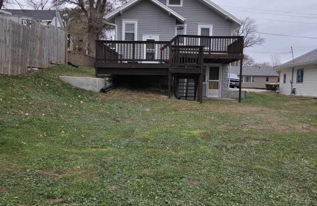 2400 S Henry St photos photos