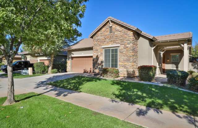 Beautiful Gilbert 4BR/2BA w/ RV Gate, Covered Patio  More – Coming Soon! photos photos