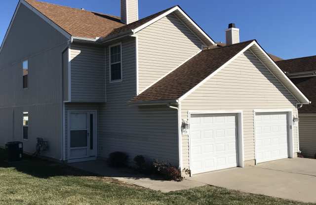 120 Brentwood Dr - 120 Brentwood Dr, Belton, MO 64012