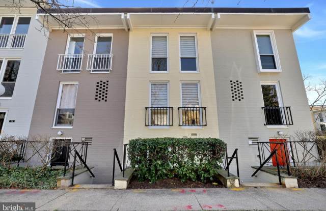 224 G STREET SW photos photos