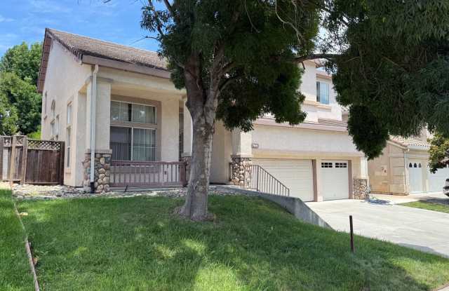 IDEAL ANTIOCH 4 BEDROOM, 3 BATH HOME WITH 1 BEDROOM & 1 BATHROOM ON MAIN FLOOR! Gallery 1