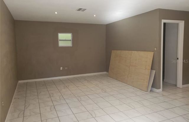 5725 HALF MOON LAKE ROAD Gallery 4