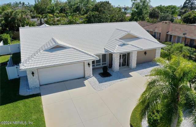 405 WATERSIDE Lane - 405 Waterside Lane, Laurel, FL 34275 405 WATERSIDE Lane - 405 Waterside Lane, Laurel, FL 34275