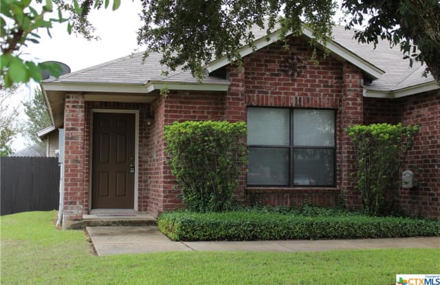1120 Stone Bluff - 1120 Stone Bluff, New Braunfels, TX 78130