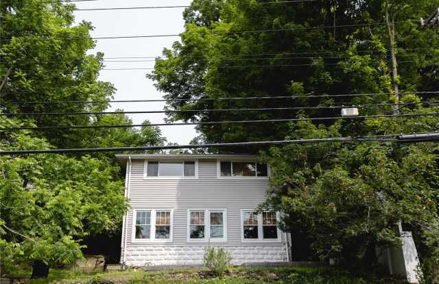 582 Lakes Road photos photos