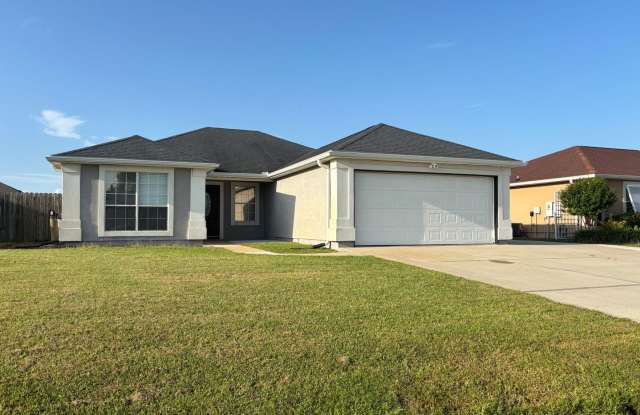 Beautiful 3/2 located at 5424 Nicole Blvd! Gallery 3