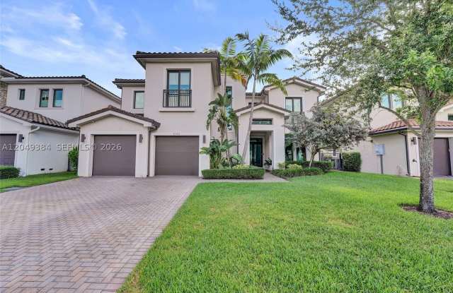 5742 Brookfield Cir E photos photos